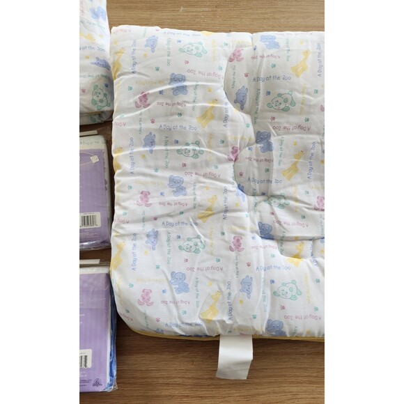 Vintage Baby Looney Tunes Day at the Zoo Baby Bedding & Diaper Stacker - Picture 8 of 8